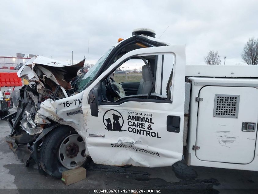 2005 Ford F-350 Chassis Xl/Xlt VIN: 1FDWF34P35EA61687 Lot: 41096781