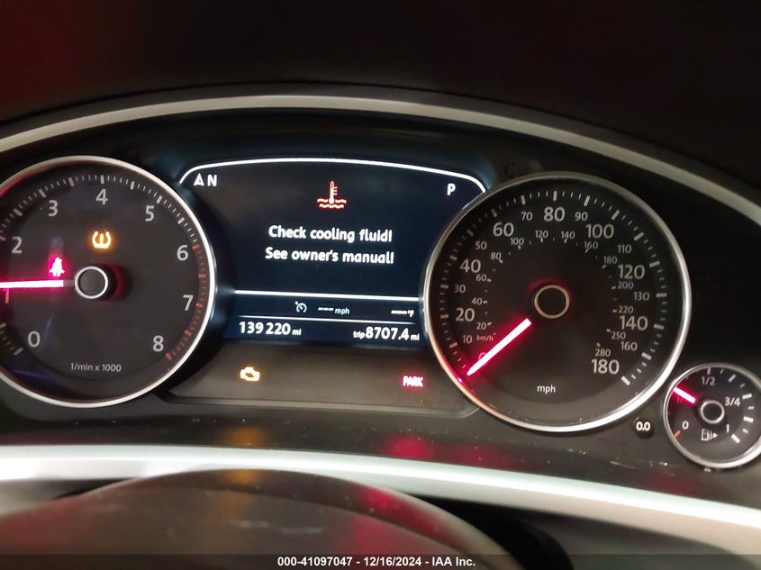 2013 VOLKSWAGEN TOUAREG VR6 EXECUTIVE - WVGEF9BPXDD000861