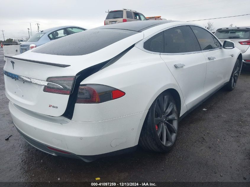 VIN 5YJSA1H13EFP53684 2014 Tesla Model S, P85 no.4