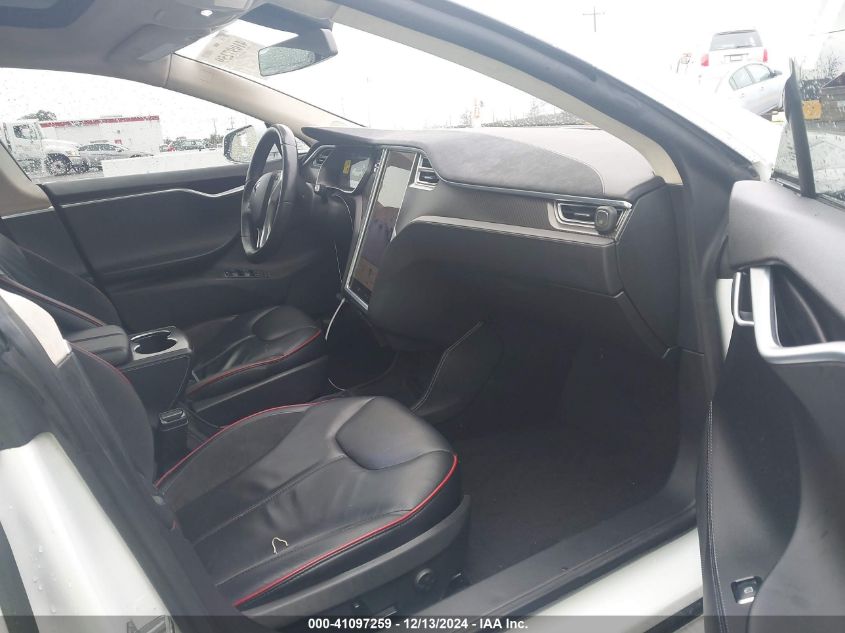 VIN 5YJSA1H13EFP53684 2014 Tesla Model S, P85 no.5