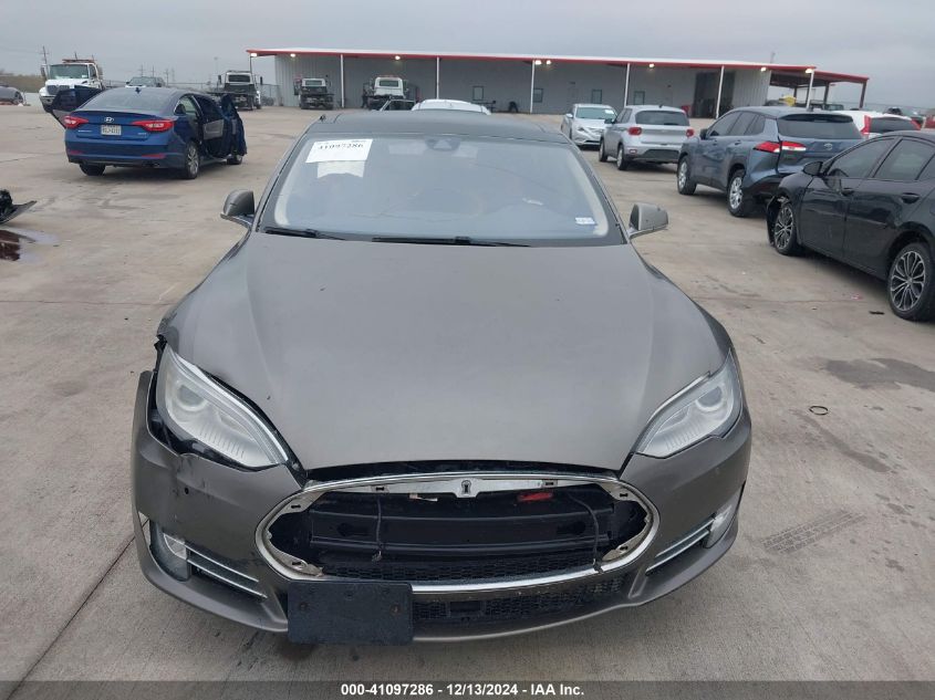 2015 Tesla Model S 70D/85D/P85D VIN: 5YJSA1S24FF087048 Lot: 41097286