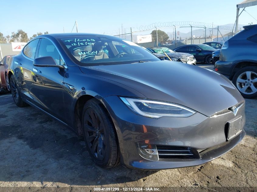 VIN 5YJSA1E24JF291613 2018 TESLA MODEL S no.1