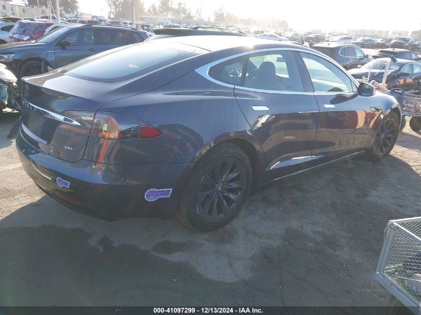 VIN 5YJSA1E24JF291613 2018 TESLA MODEL S no.4