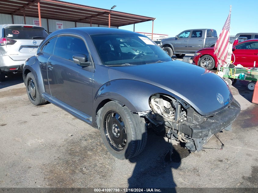 2013 VOLKSWAGEN BEETLE 2.5L - 3VWJP7AT7DM614304