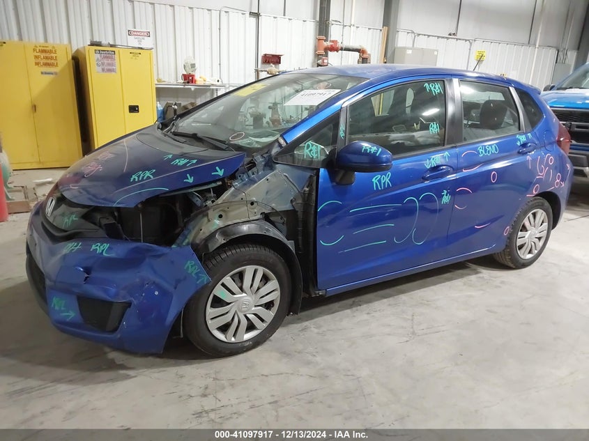 2015 HONDA FIT VIN: 3HGGK5H5XFM714120