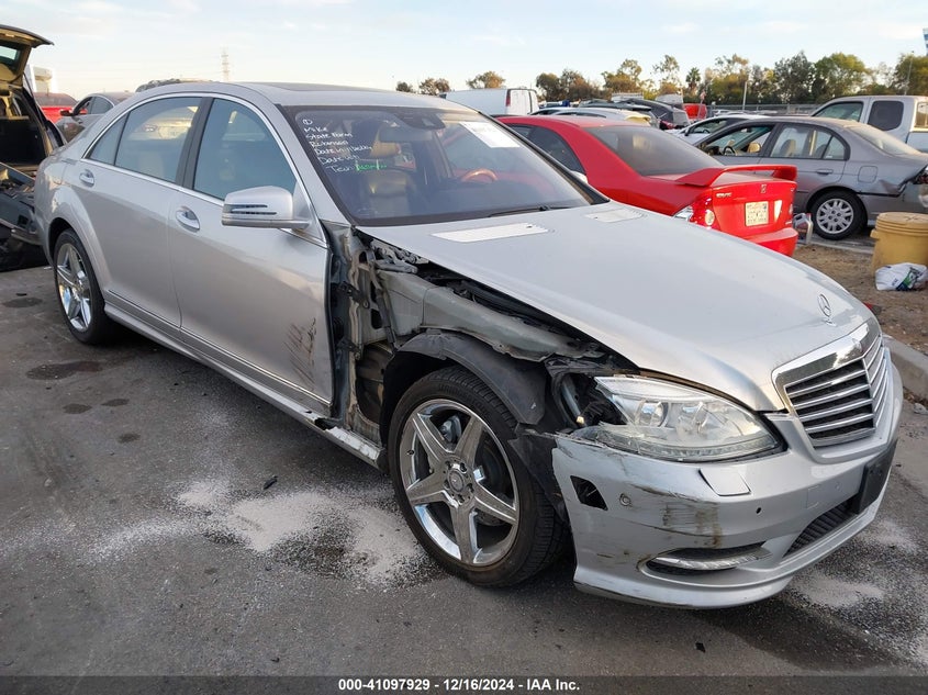 2010 MERCEDES-BENZ S 550 VIN: WDDNG7BB8AA332181