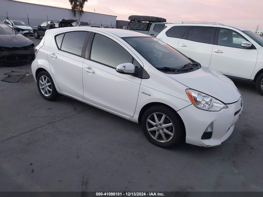 VIN JTDKDTB31D1545372 2013 Toyota Prius, C Three no.1