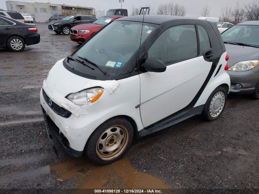 VIN WMEEJ3BA2EK750068 2014 Smart Fortwo, Passion/Pure no.2