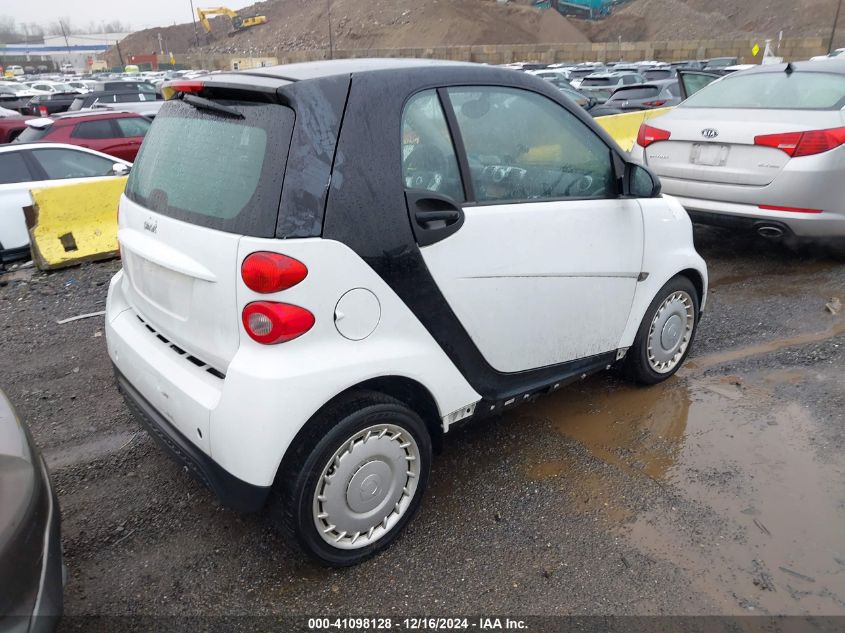 VIN WMEEJ3BA2EK750068 2014 Smart Fortwo, Passion/Pure no.4