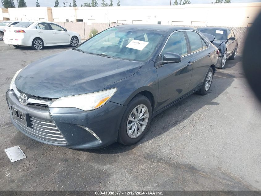 VIN 4T1BF1FK0FU046611 2015 Toyota Camry, LE no.2