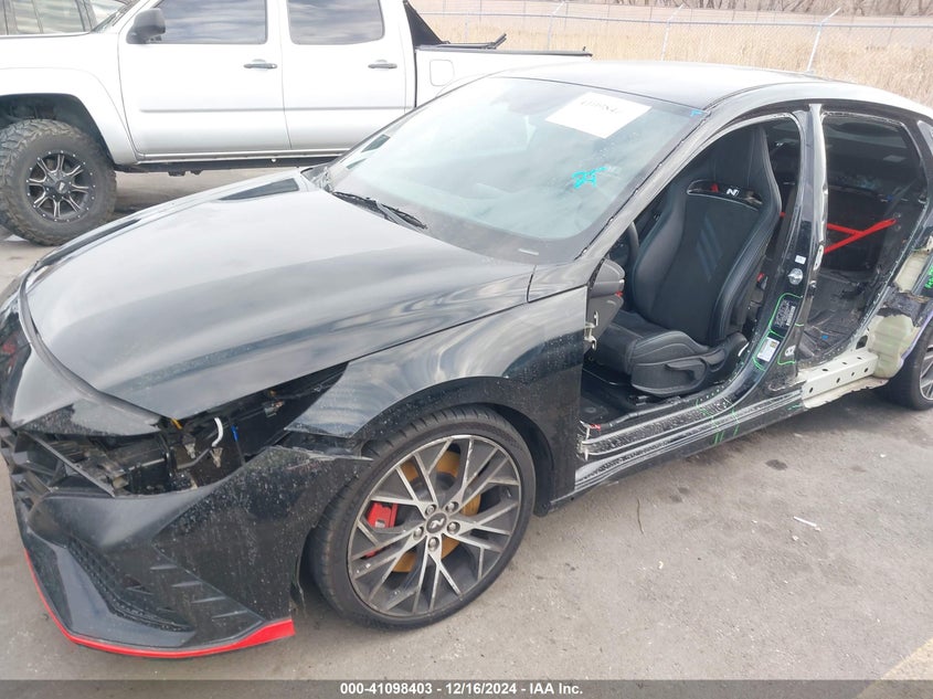 2023 HYUNDAI ELANTRA N VIN: KMHLW4AK6PU013630