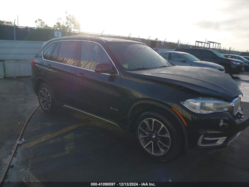 VIN 5UXKR2C56J0Z22354 2018 BMW X5, Sdrive35I no.1