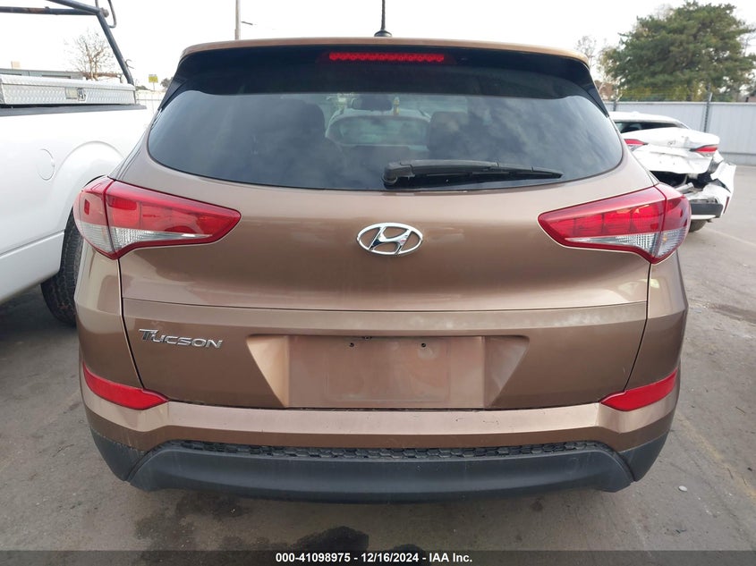 2016 HYUNDAI TUCSON SE - KM8J23A43GU048771