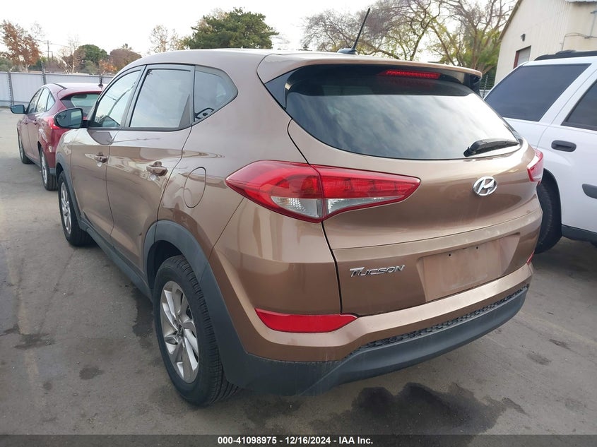 2016 HYUNDAI TUCSON SE - KM8J23A43GU048771