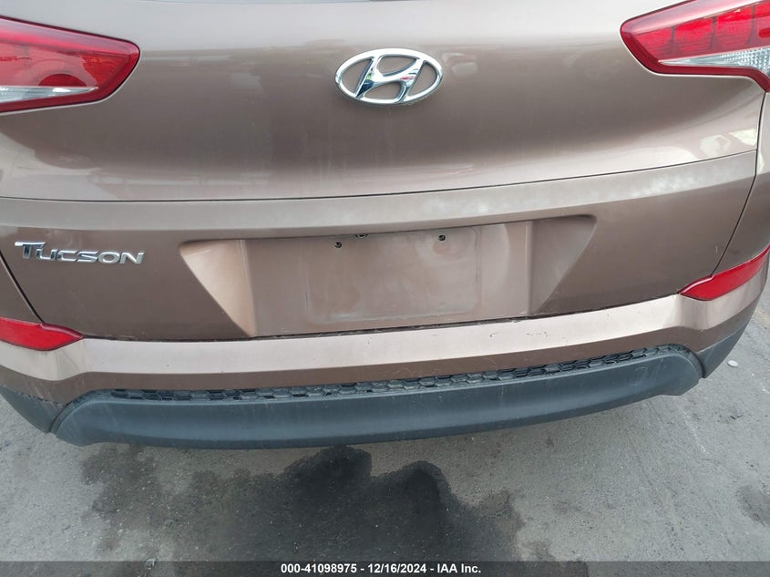 2016 HYUNDAI TUCSON SE - KM8J23A43GU048771