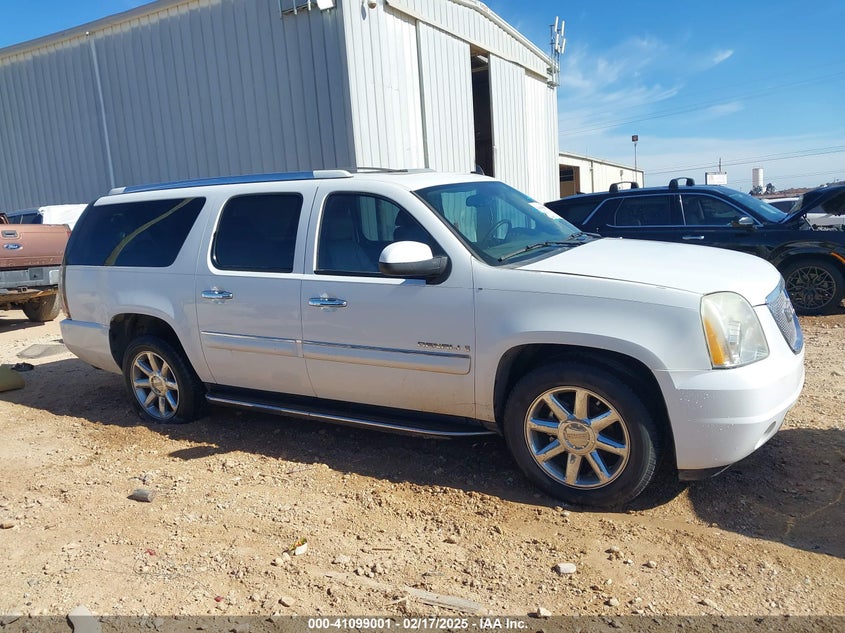 2007 GMC YUKON XL 1500 VIN: 1GKFK66817J174155