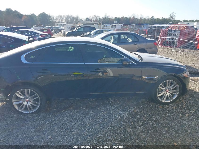 VIN SAJBE4BV4HCY30941 2017 Jaguar XF, 35T Prestige no.13