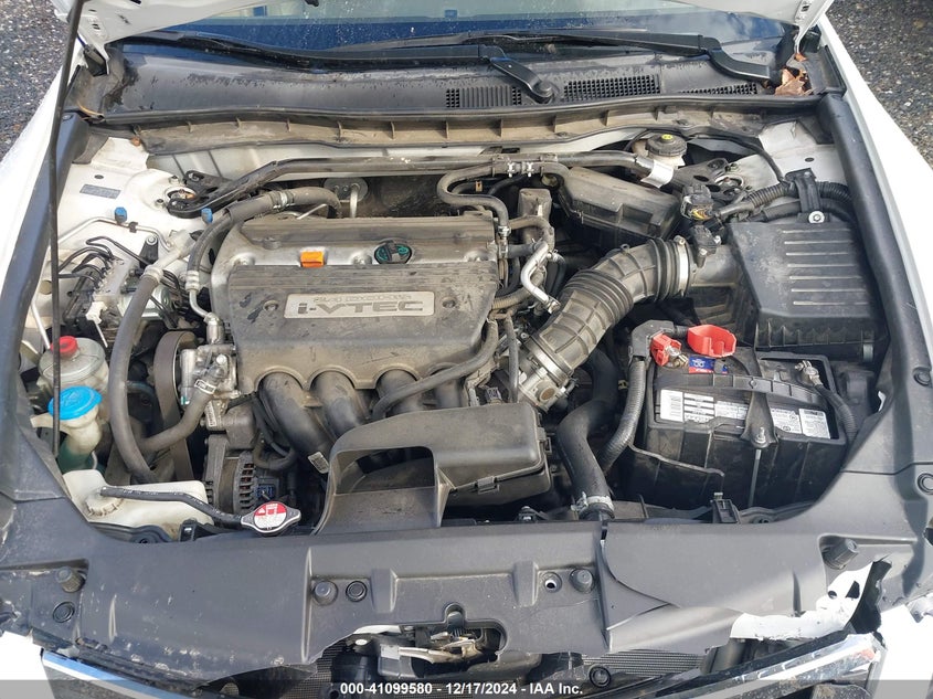 2008 HONDA ACCORD VIN: 1HGCP26818A121645