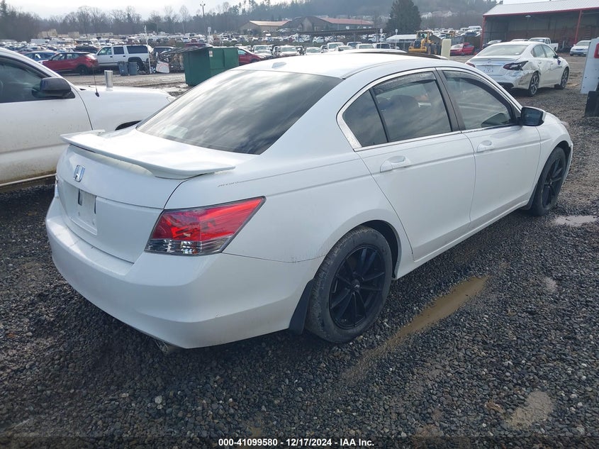 2008 HONDA ACCORD VIN: 1HGCP26818A121645