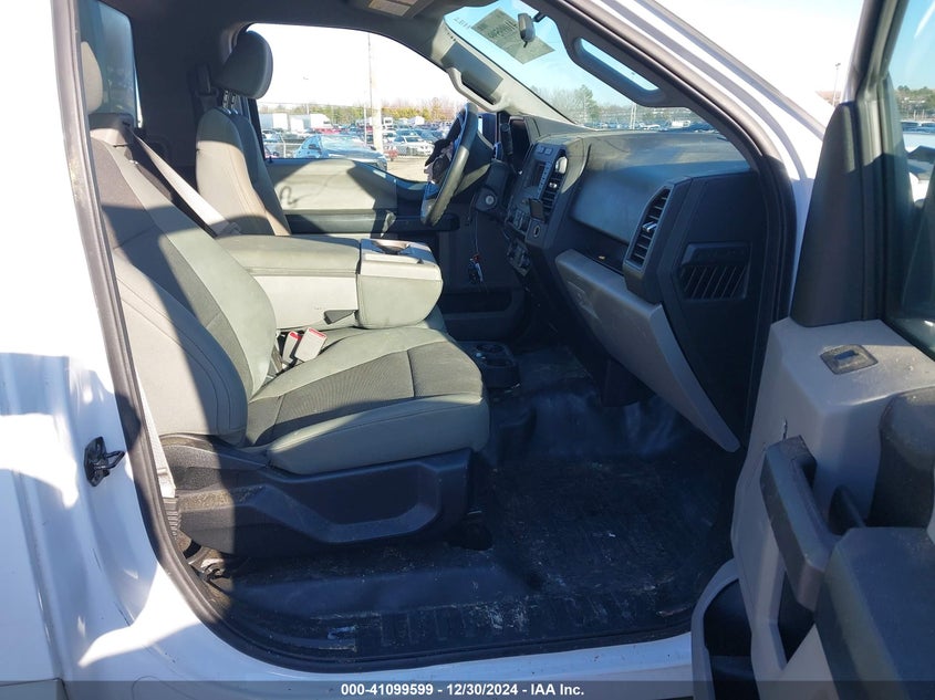 2017 FORD F-150 VIN: 1FTMF1C83HKE54444