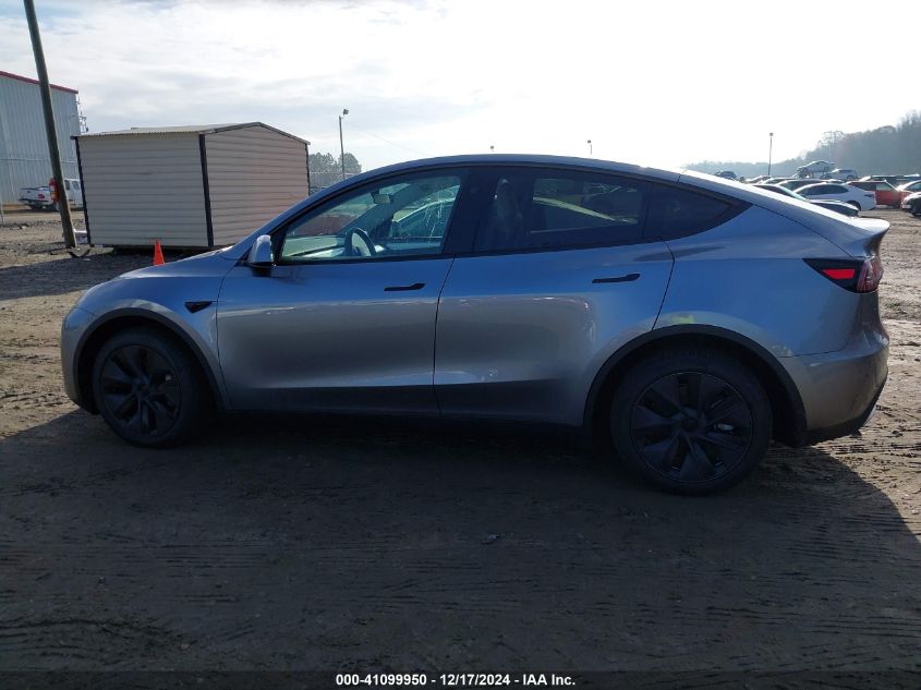 2024 Tesla Model Y Long Range Dual Motor All-Wheel Drive VIN: 7SAYGDEE2RA324530 Lot: 41099950