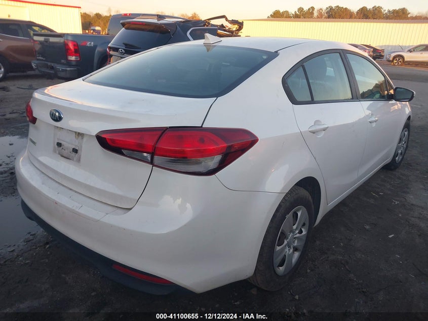 2018 KIA FORTE VIN: 3KPFL4A74JE268496