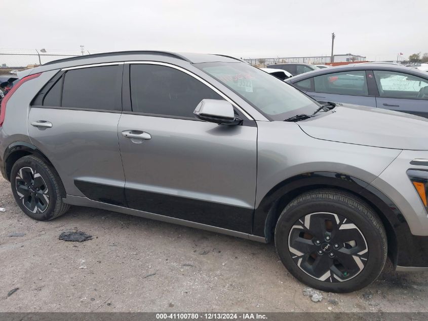 VIN KNDCR3L14P5016014 2023 KIA Niro, Wind no.13