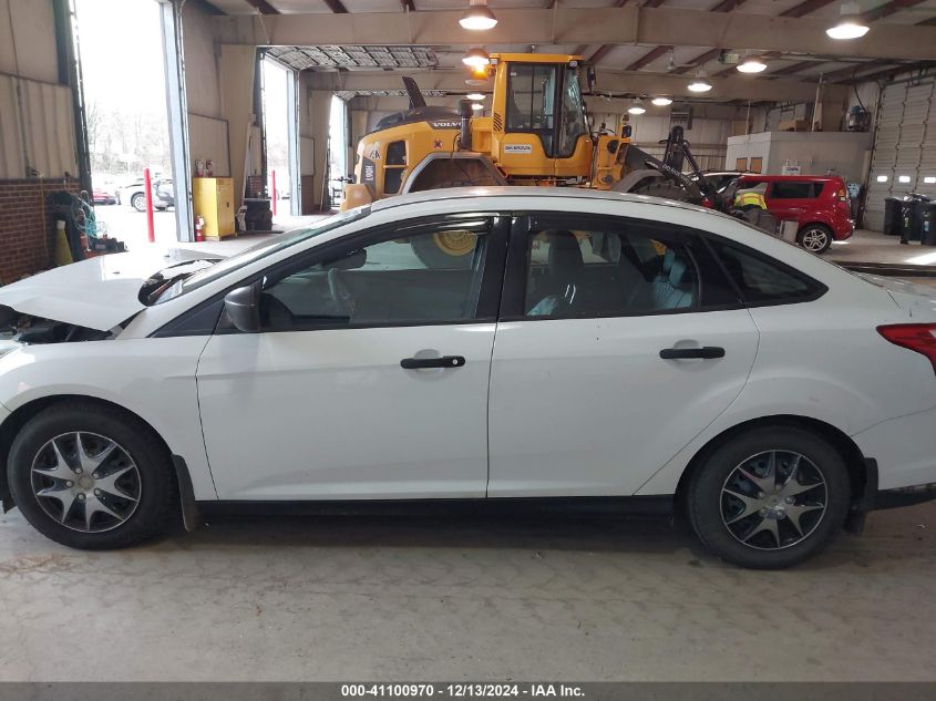 VIN 1FADP3E25DL368564 2013 Ford Focus, S no.14