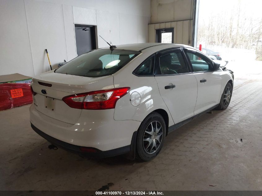 VIN 1FADP3E25DL368564 2013 Ford Focus, S no.4