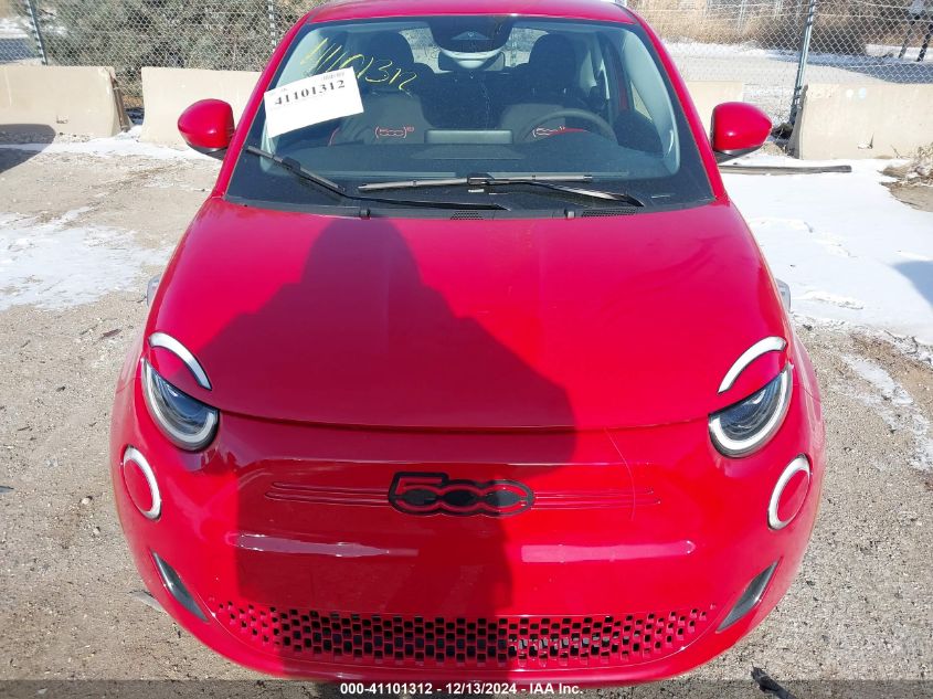 2024 Fiat 500E Inspi(Red) Fwd VIN: ZFAFFAA46RX213143 Lot: 41101312