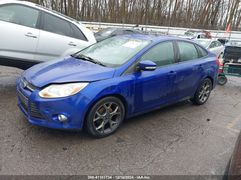 VIN 1FADP3F22DL157496 2013 FORD FOCUS no.2