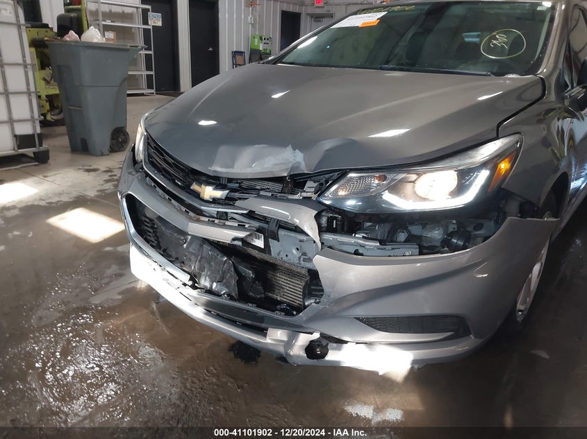 2018 CHEVROLET CRUZE VIN: 1G1BE5SM9J7151198
