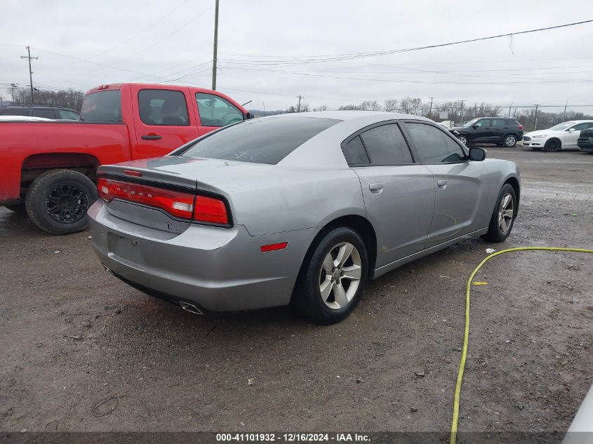 VIN 2C3CDXBG2DH613652 2013 Dodge Charger, SE no.4