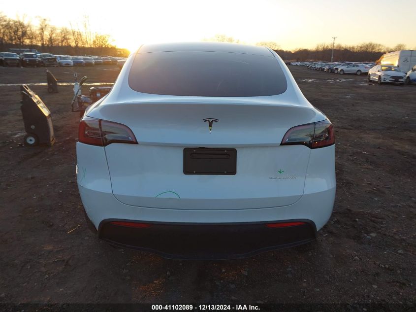 2024 Tesla Model Y Long Range Dual Motor All-Wheel Drive VIN: 7SAYGDEE9RF180607 Lot: 41102089