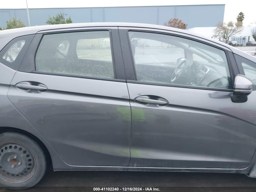 2017 HONDA FIT LX - JHMGK5H51HS008225