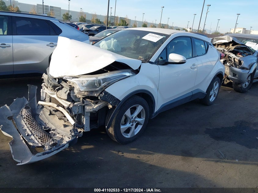Vin: nmtkh3bx7kr088556, lot: 41592658, toyota chr 20192
