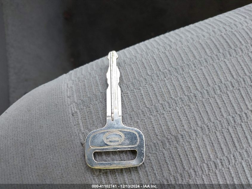 2005 Toyota Camry Le VIN: 4T1BE30K55UO73969 Lot: 41102741