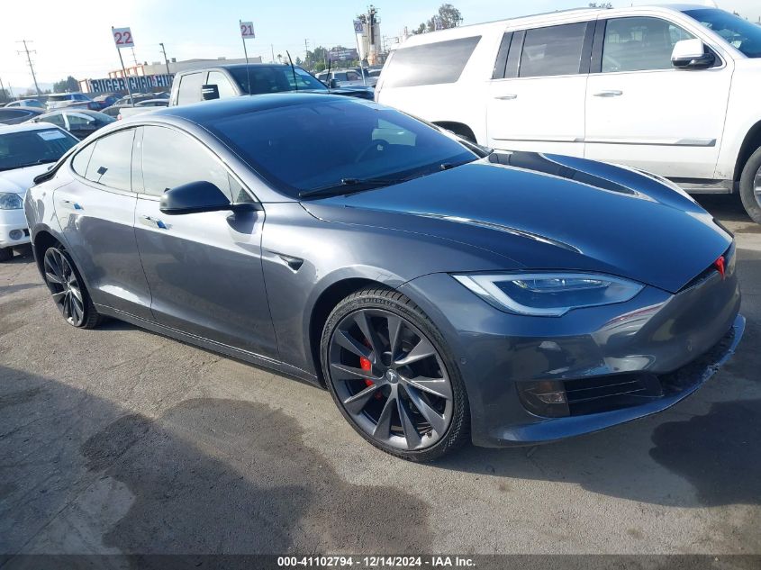 VIN 5YJSA1E45JF287748 2018 TESLA MODEL S no.1