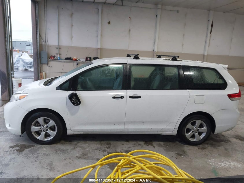 2011 Toyota Sienna Base V6 VIN: 5TDZK3DC3BS124884 Lot: 41102957