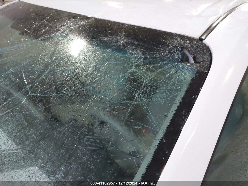 2011 Toyota Sienna Base V6 VIN: 5TDZK3DC3BS124884 Lot: 41102957