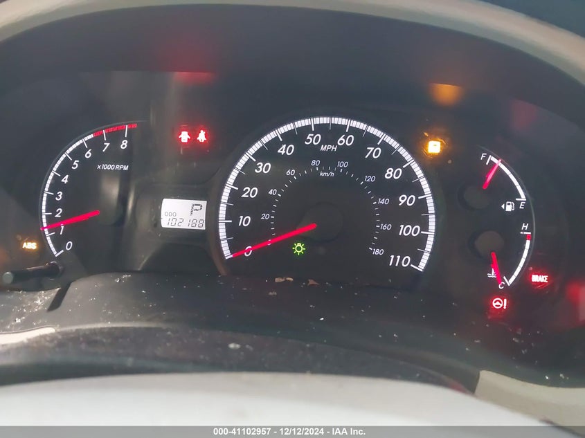 2011 Toyota Sienna Base V6 VIN: 5TDZK3DC3BS124884 Lot: 41102957