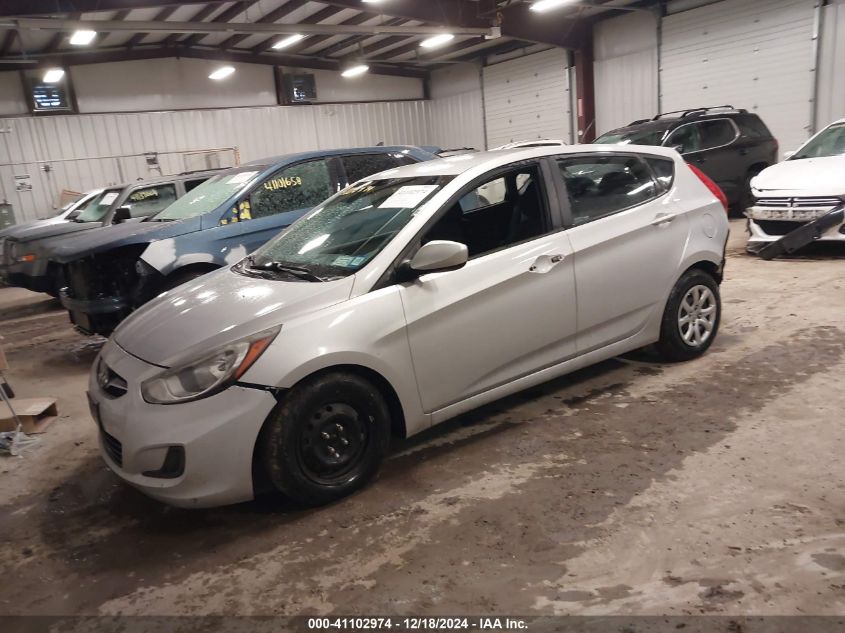 VIN KMHCT5AEXDU129045 2013 Hyundai Accent, GS no.2