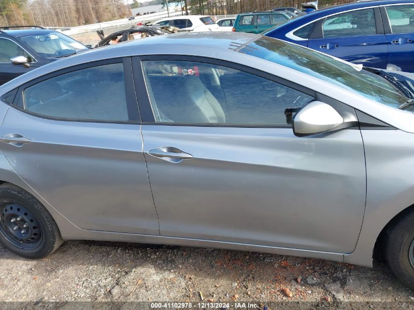 VIN 5NPDH4AE9GH753793 2016 Hyundai Elantra, SE no.13