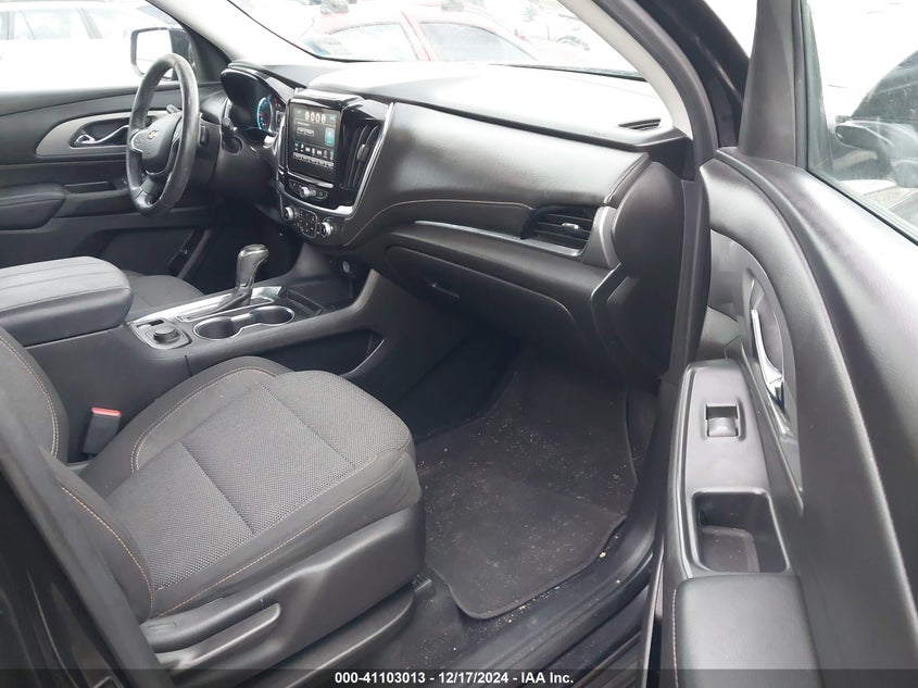 2018 CHEVROLET TRAVERSE LT - 1GNERGKW4JJ111658