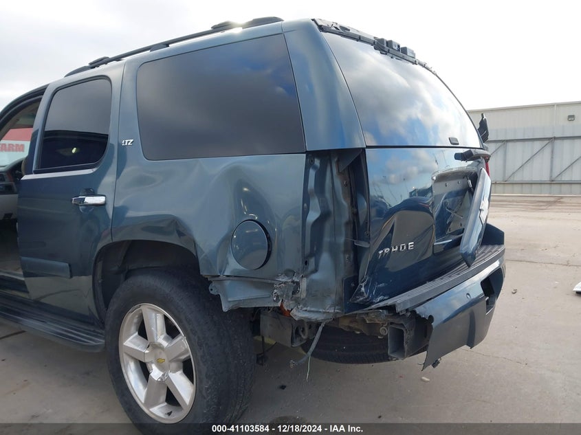 2008 Chevrolet Tahoe Ltz VIN: 1GNFC13038R151982 Lot: 41103584