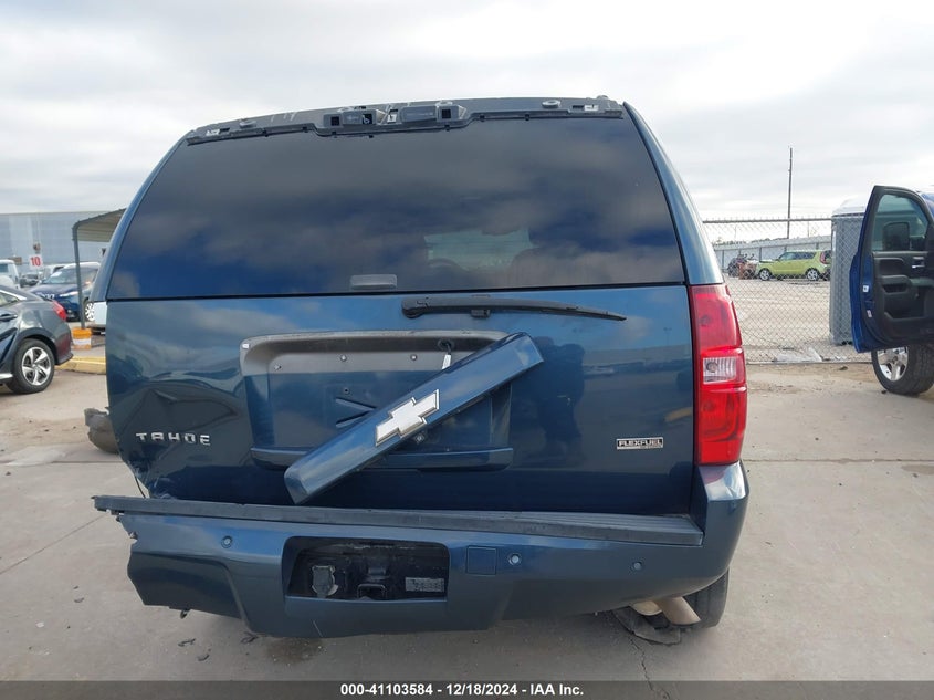 2008 Chevrolet Tahoe Ltz VIN: 1GNFC13038R151982 Lot: 41103584