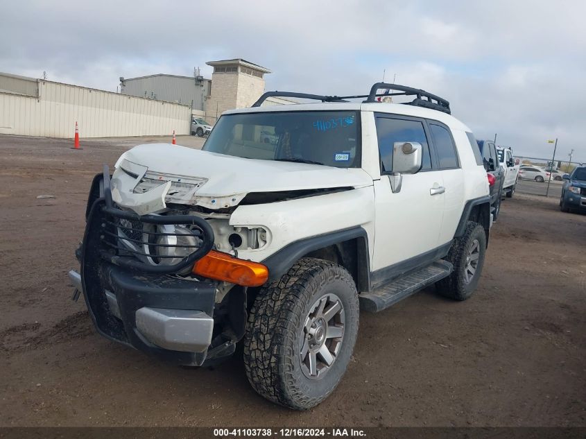 VIN JTEZU4BF0EK013939 2014 Toyota FJ, Cruiser no.2