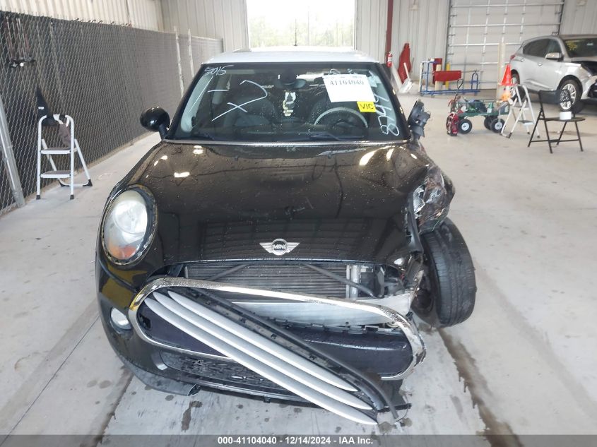 2015 Mini Hardtop Cooper VIN: WMWXM5C57FT938749 Lot: 41104040