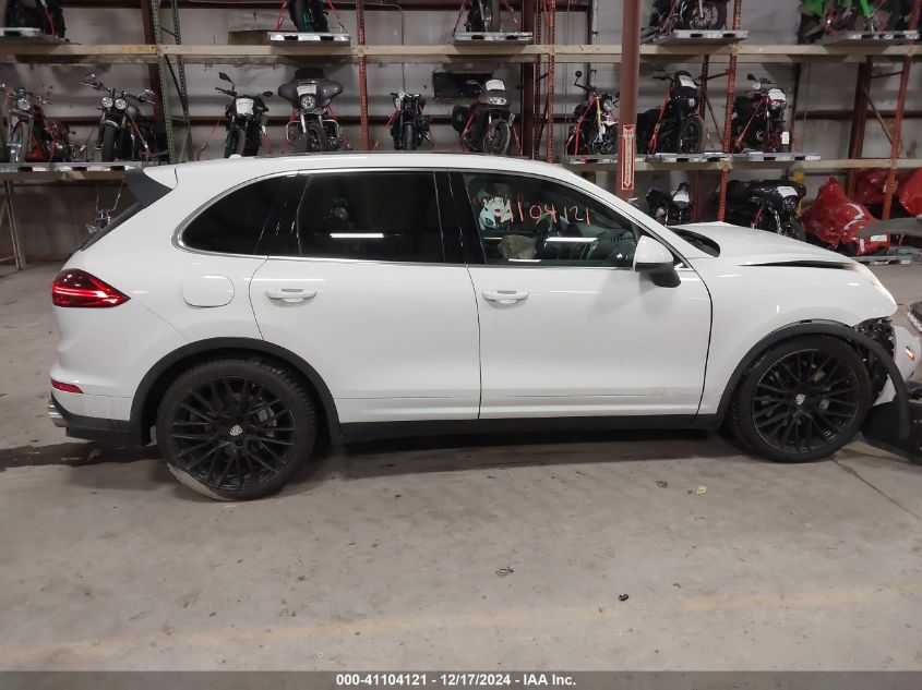 VIN WP1AB2A2XJLA60828 2018 PORSCHE CAYENNE no.14