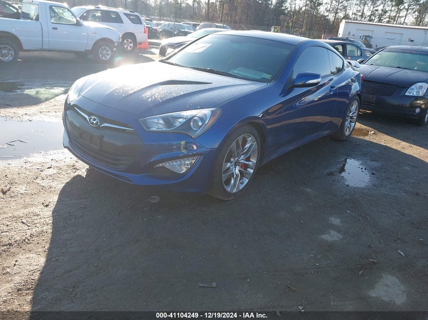2016 HYUNDAI GENESIS VIN: KMHHU6KJ4GU132807